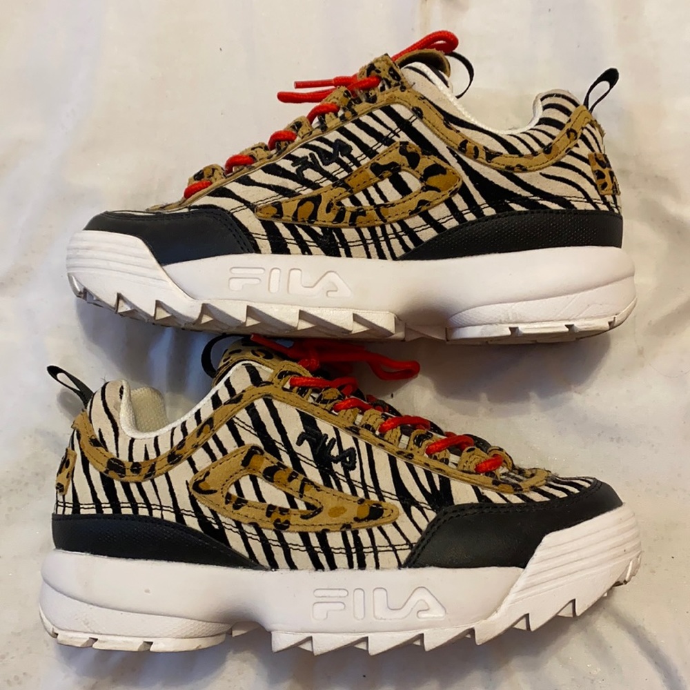 Fila distributers